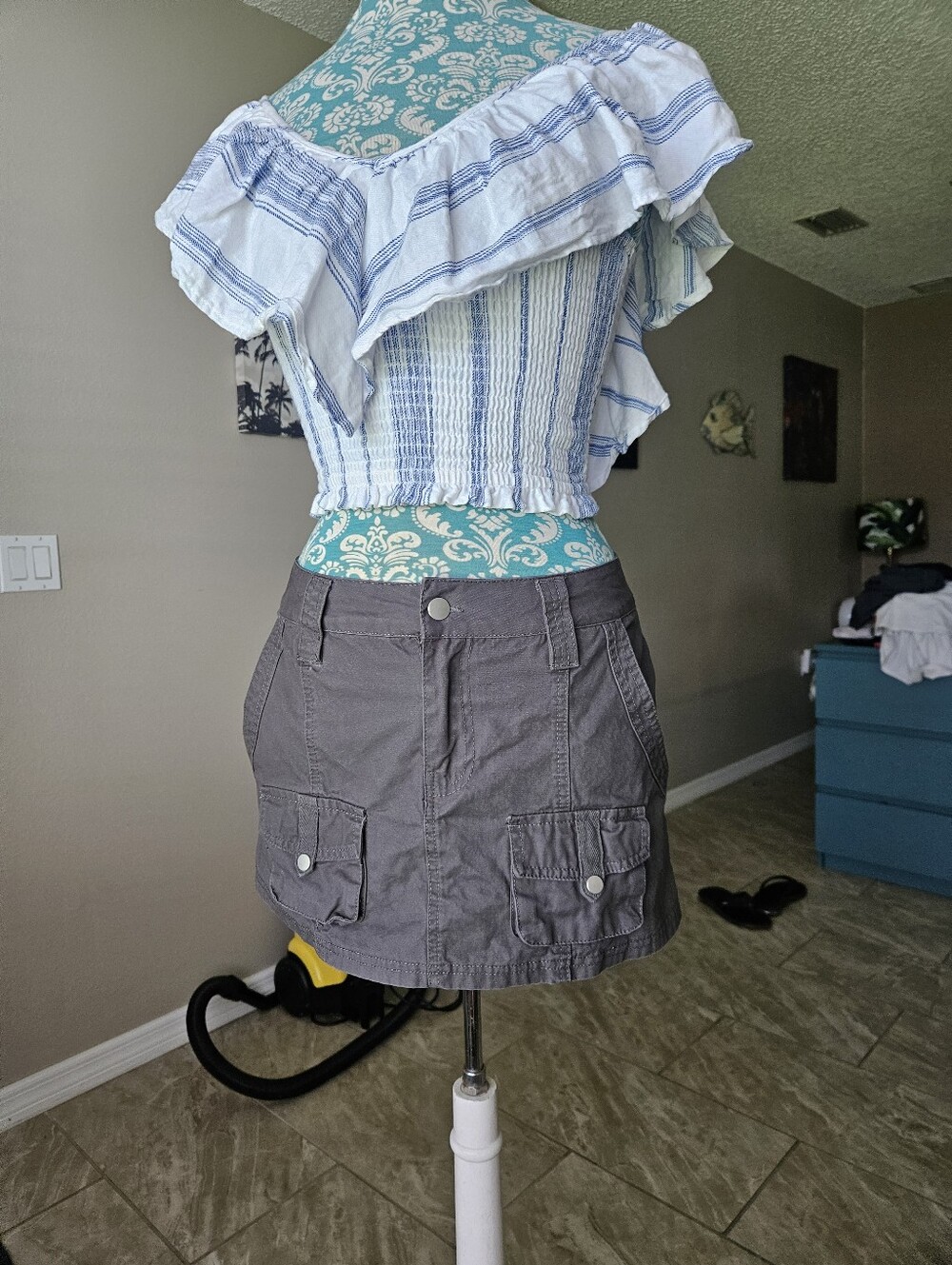 Angel Kiss Casual Utility Mini Skirt in Gray